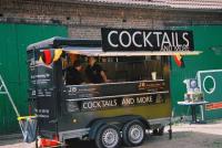 Cocktailbar Anhaenger.JPG